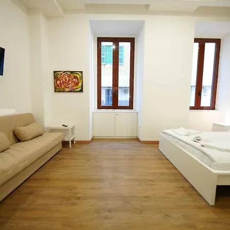 Neapolitan Soul By Dimorra Guest house Naples